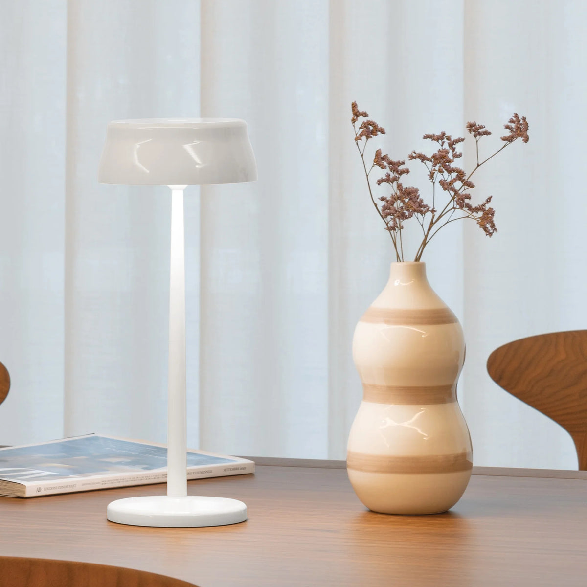 Sister Light Wi-Fi 3K Akku-Tischlampe IP65 Dimmbar Lighting App (Design Federico de Majo) - Zafferano