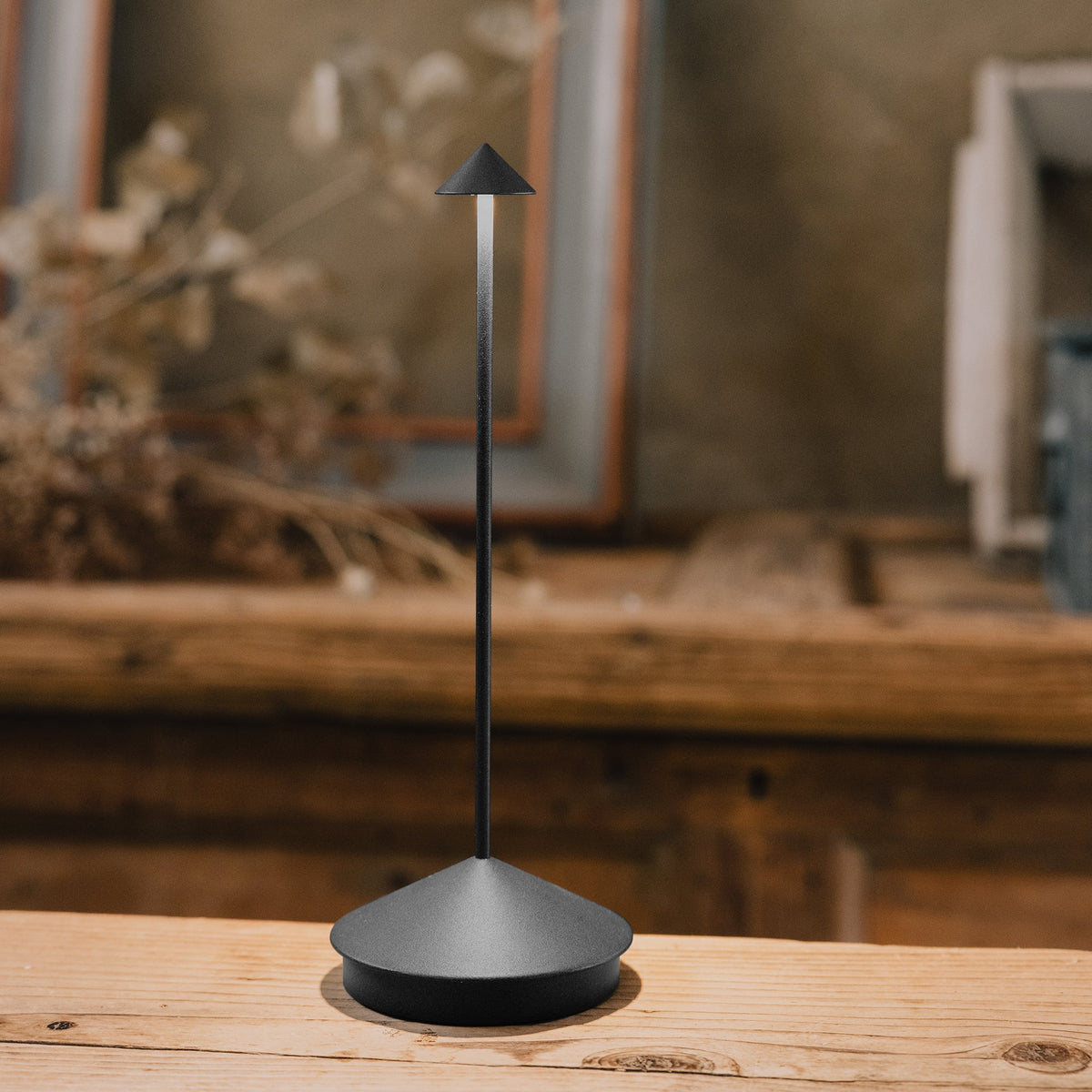 Pina 3K Akku-Tischlampe IP54 Dimmbar - Zafferano